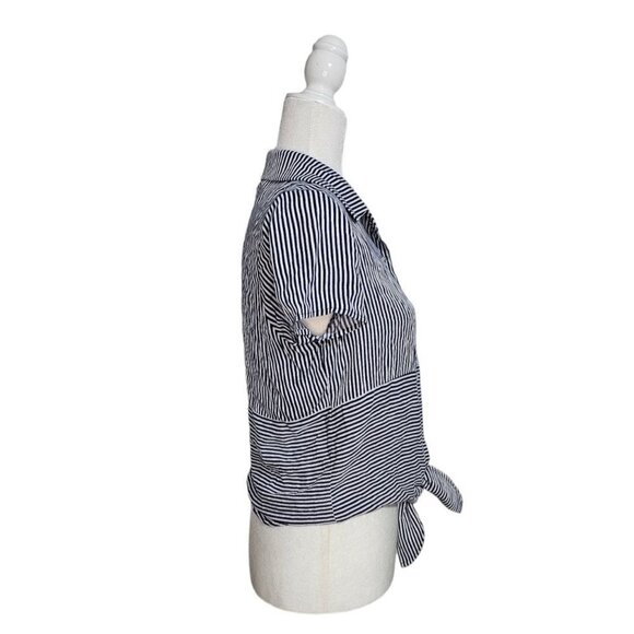 NLT costal blue & white stripes front tie button down top wears like a S - Picture 5 of 6